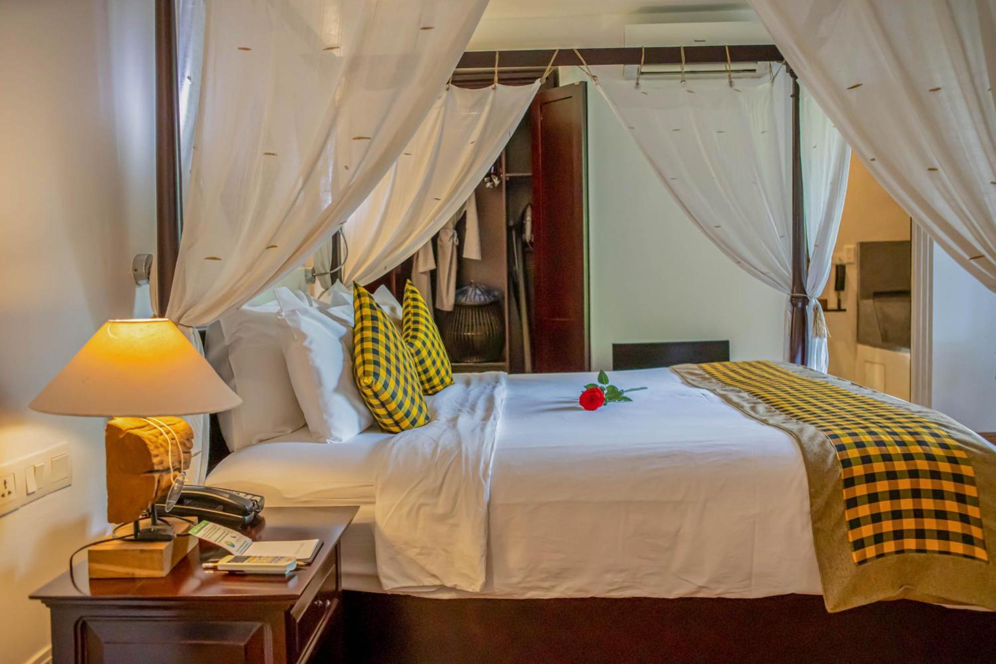 ลา โรส สวีท Hotel พนมเปญ ภายนอก รูปภาพ