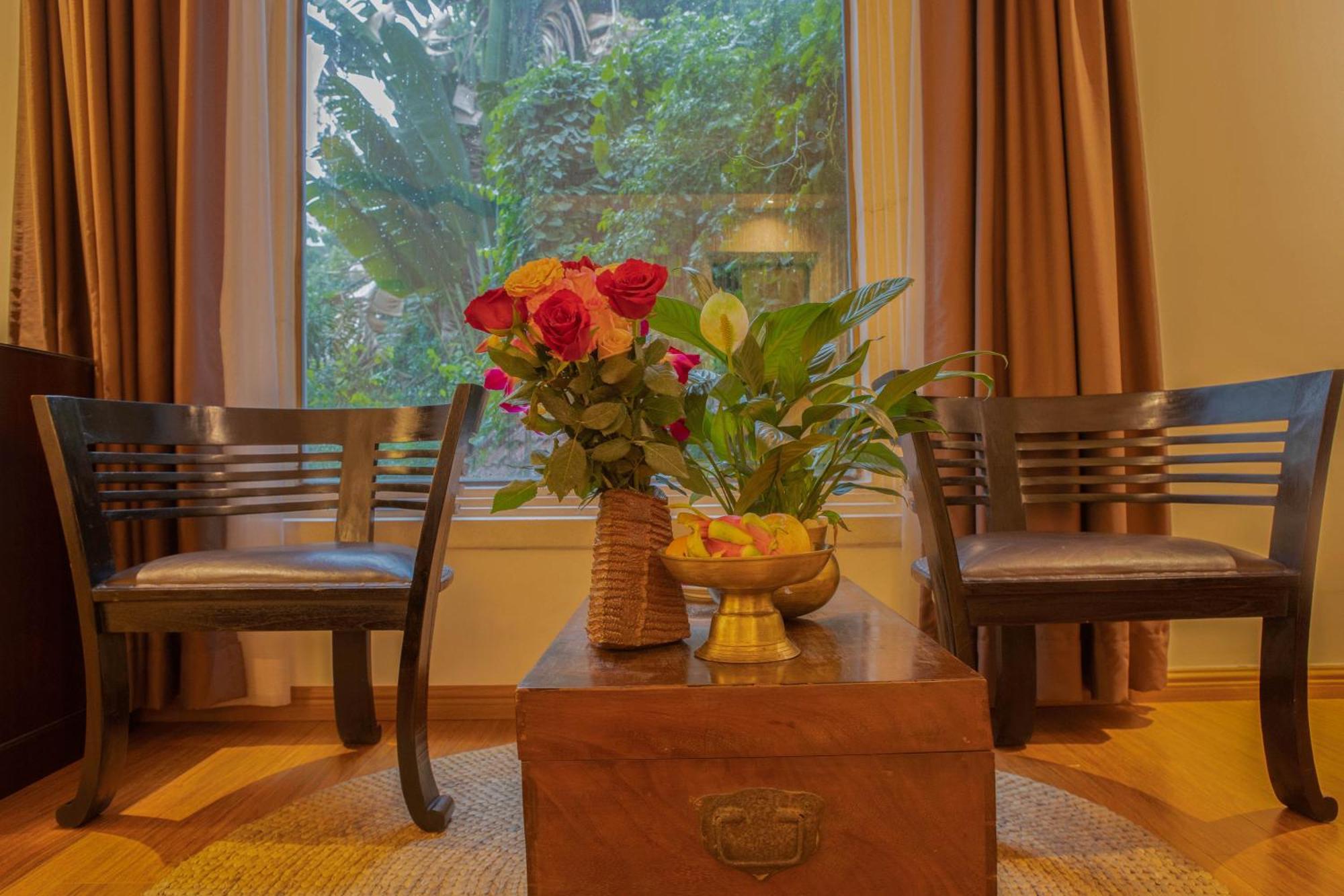 ลา โรส สวีท Hotel พนมเปญ ภายนอก รูปภาพ